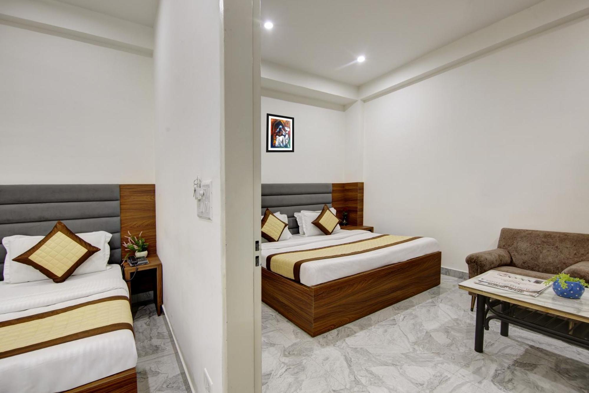 Auberge de jeunesse S B Inn-near Train Station *